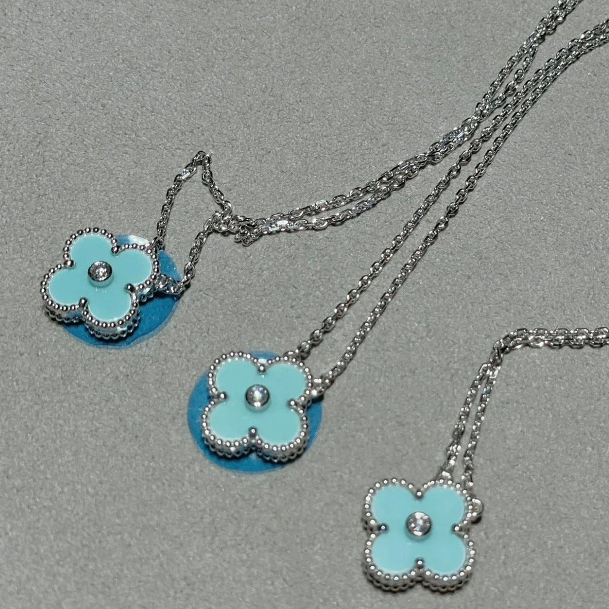 [LumiVibe]CLOVER 1 DIAMOND LIGHT BLUE SILVER NECKLACE