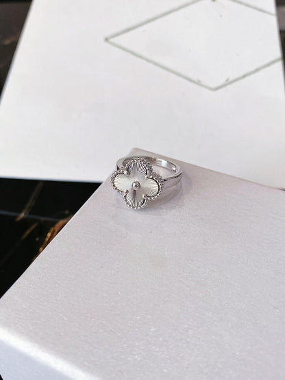 [LumiVibe]CLOVER SILVER RING