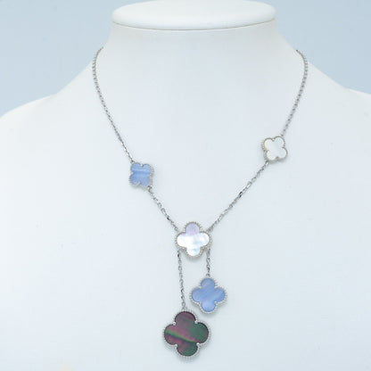 [LumiVibe]CLOVER MOP CHALCEDONY NECKLACE SILVER 6 MOTIF