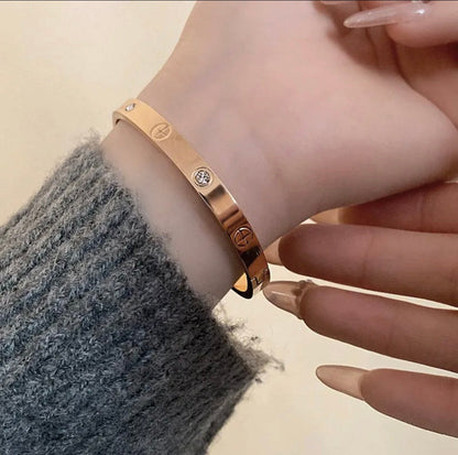 [LumiVibe] 2026 RAINBOW LOVE BRACELET 6.1MM  10 DIAMONDS
