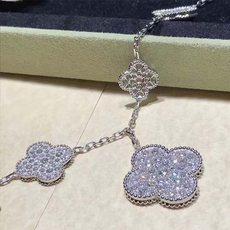 [LumiVibe]CLOVER 6 MOTIFS SILVER DIAMOND BRACELET