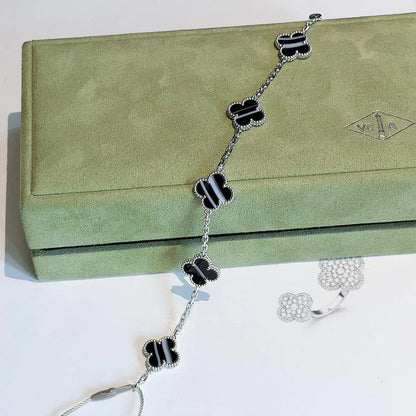 [LumiVibe] CLOVER 5 MOTIF PULSAR STONE BRACELET COLLECTION