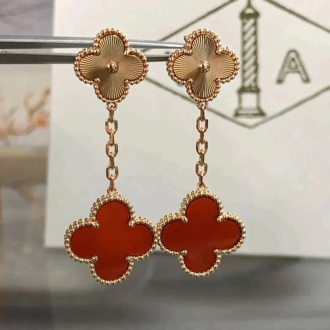 [LumiVibe]CLOVER 2 MOTIF  LASER CARNELIAN EARRINGS