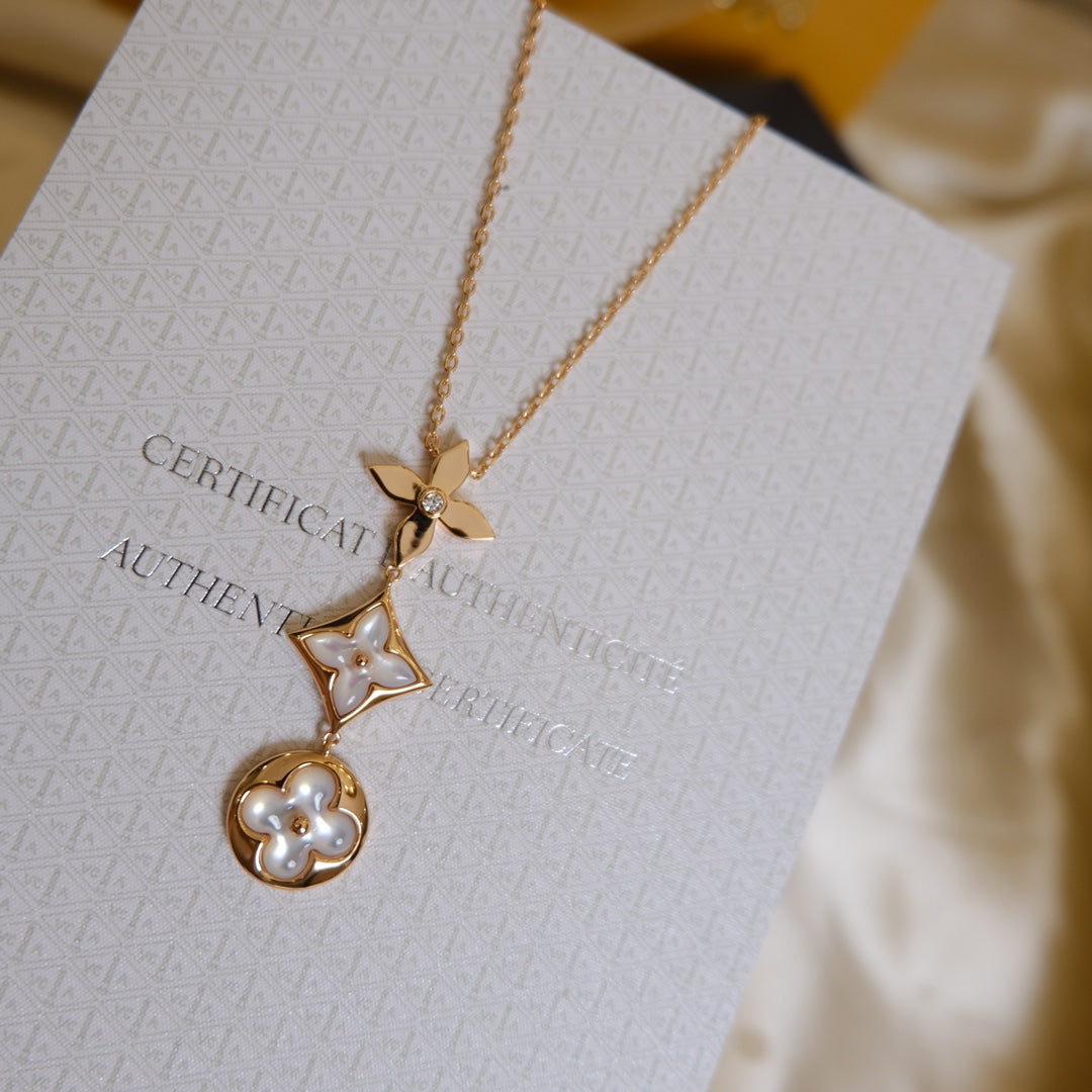 [LumiVibe]COLOR BLOSSOM LARIAT NECKLACE PINK GOLD WHITE MOTHER PEARL AND DIAMOND
