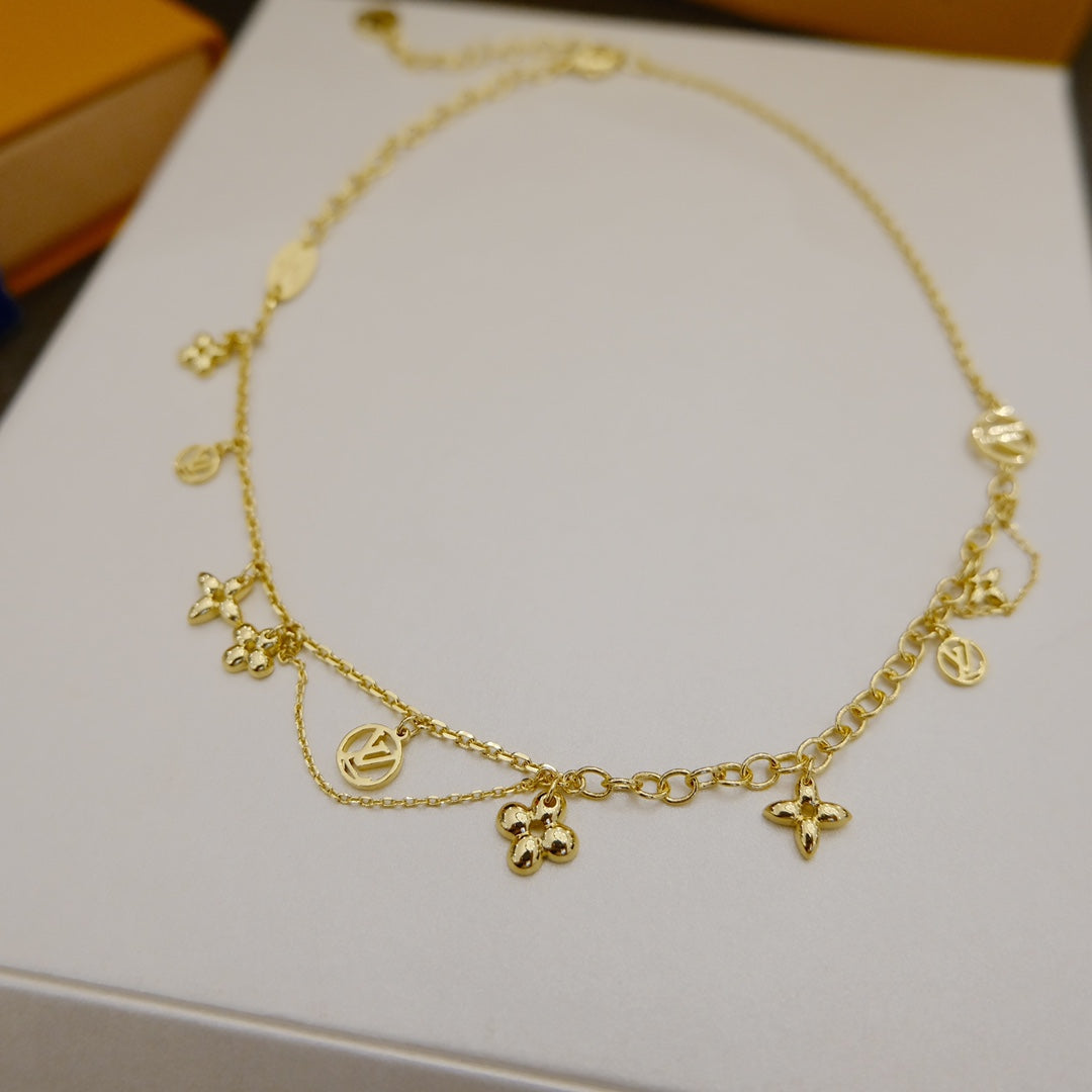 [LumiVibe]BLOOMING SUPPLE NECKLACE BRASS
