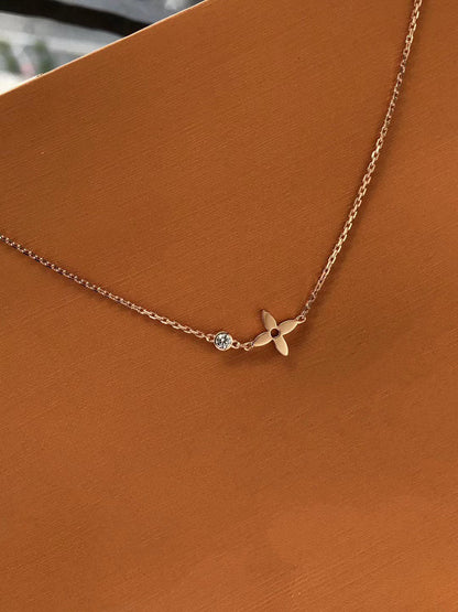 [LumiVibe]BLOSSOM PENDANT PINK GOLD AND DIAMOND