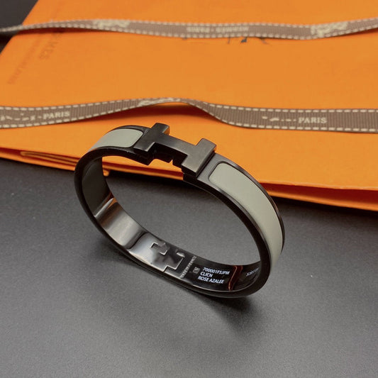 [LumiVibe]CLIC HM SO BLACK GREY BRACELET