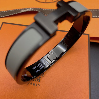 [LumiVibe]CLIC HM SO BLACK GREY BRACELET