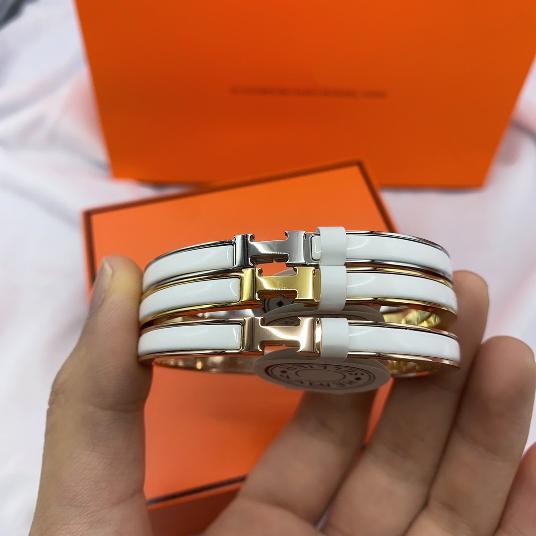 [LumiVibe]CLASSIC HM CLIC WHITE 8MM ENAMEL BRACELET