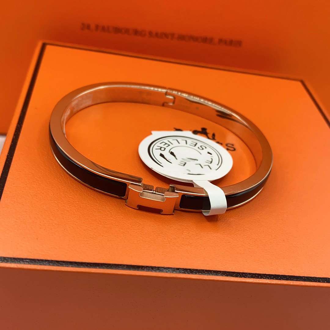 [LumiVibe]CLASSIC HM CLIC BLACK 8MM ENAMEL BRACELET