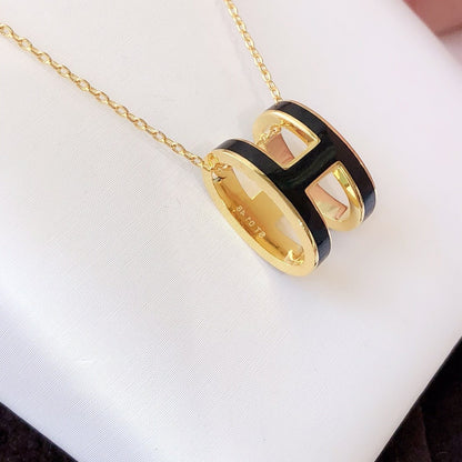 [LumiVibe]HM CLIC BLACK ENAMEL GOLD NECKLACE