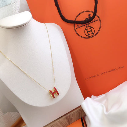 [LumiVibe]HM CLIC RED ENAMEL GOLD NECKLACE