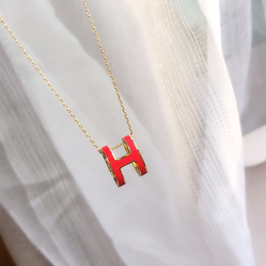 [LumiVibe]HM CLIC RED ENAMEL GOLD NECKLACE