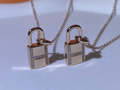 [LumiVibe]HM ADVANCED NICHE LOCK HEAD NECKLACE DIAMONDS