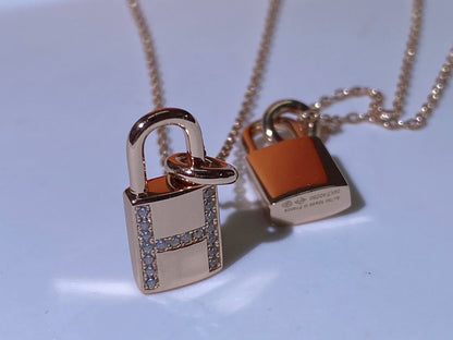 [LumiVibe]HM ADVANCED NICHE LOCK HEAD NECKLACE DIAMONDS