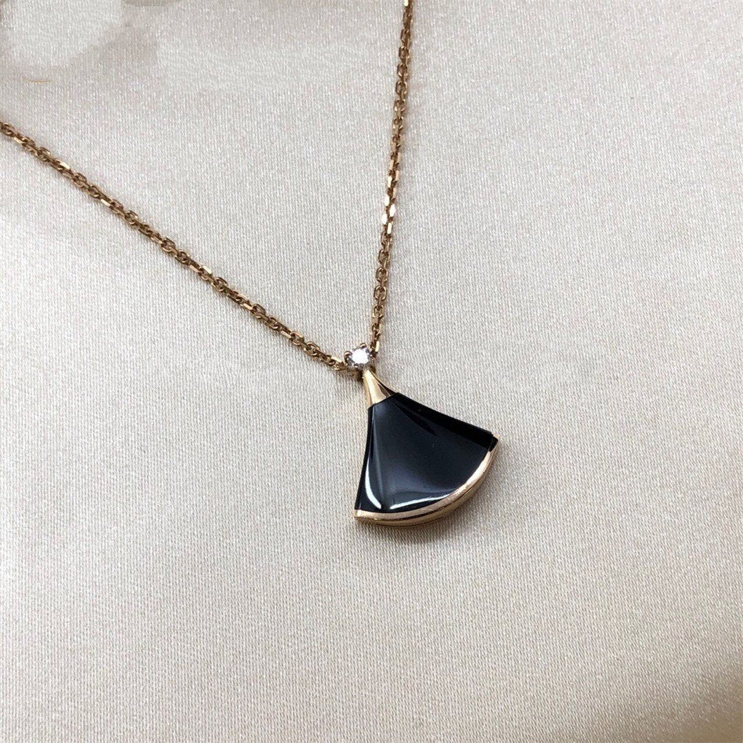 [LumiVibe]DREAM NECKLACE ONYX 1 DIAMOND