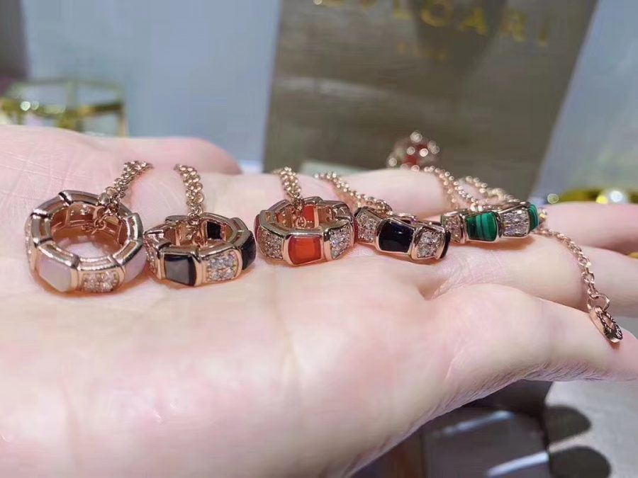 [LumiVibe]SERPENTI PEDANT DIAMOND NECKLACE