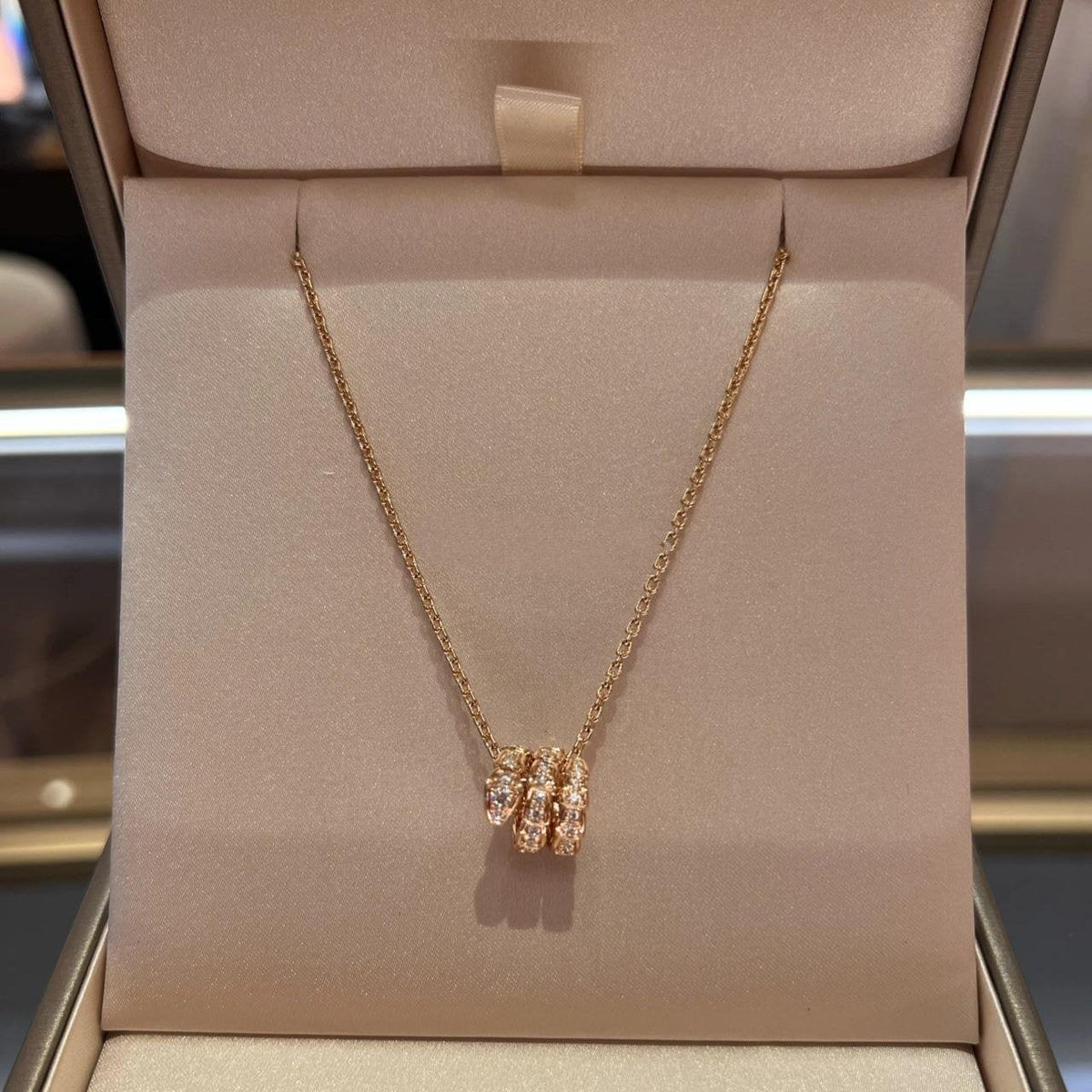[LumiVibe]SERPENTI PINK GOLD NECKLACE DOUBLE RING DIAMOND
