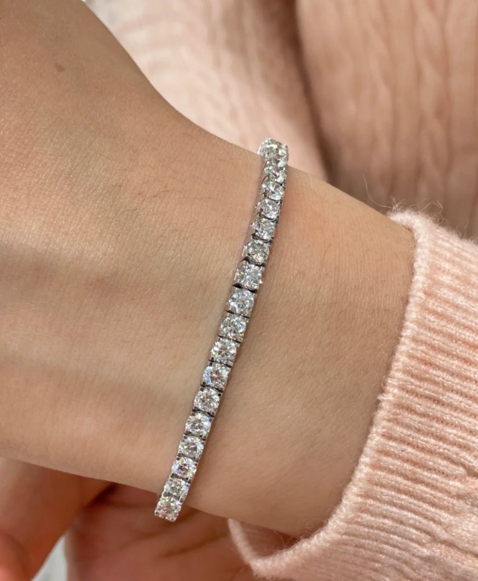 [LumiVibe]  CLASSIC BASEBALL BRACELAT, 52 DIAMOND