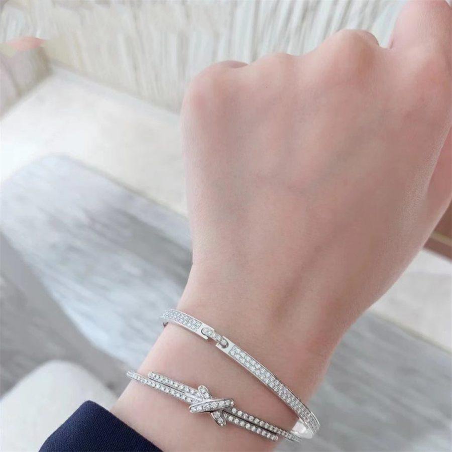 [LumiVibe]JEUX DE BRACELET DIAMONDS SILVER