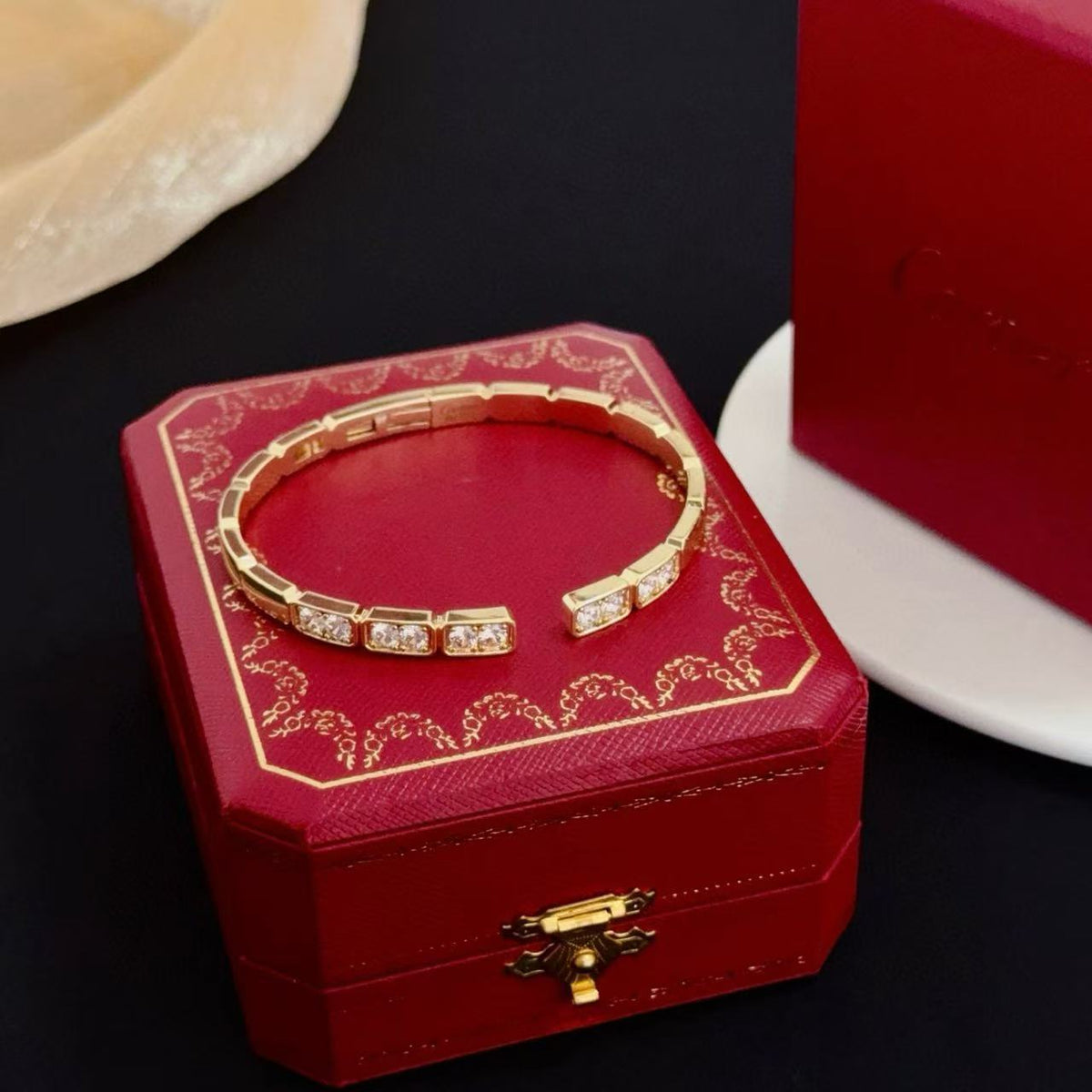 [LumiVibe jewelrys]LOVE DIAMOND OPEN  BRACELET