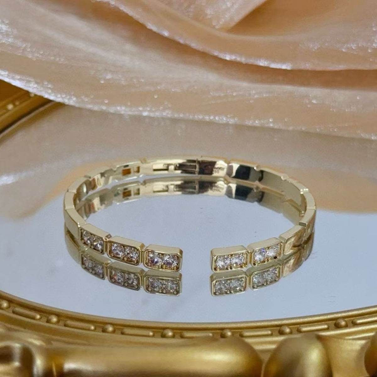 [LumiVibe jewelrys]LOVE DIAMOND OPEN  BRACELET