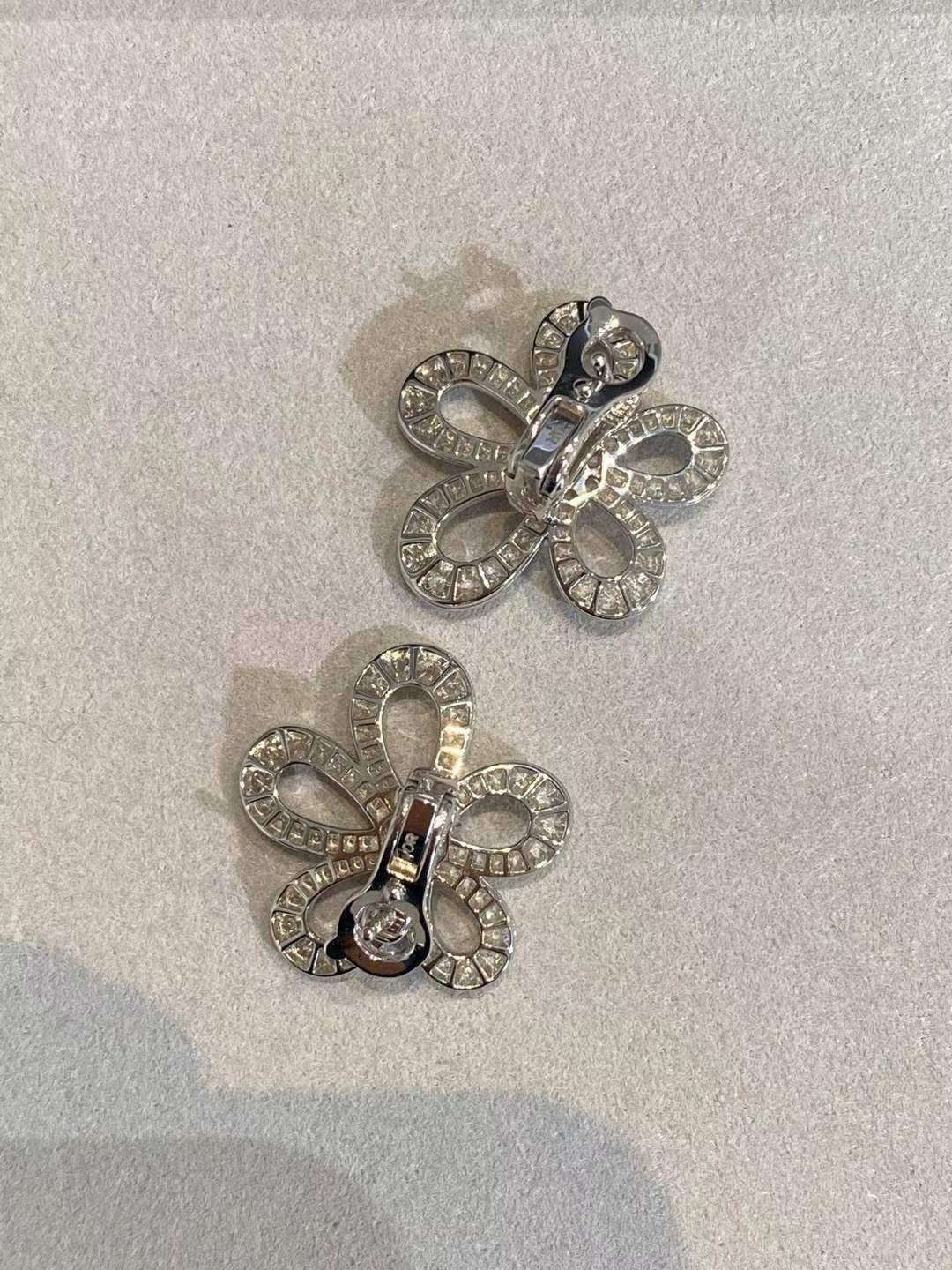 [LumiVibe]FLOWERLACE EARRINGS FULL DIAMONDS