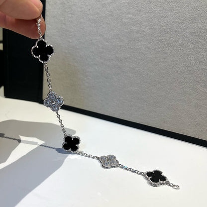 [LumiVibe] CLOVER 5 MOTIF ONYXS BRACELET COLLECTION