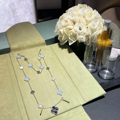 [LumiVibe]DETACHABLE CLOVER 15(11+4) FLOWER SILVER NECKLACE SET