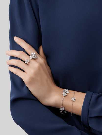 [LumiVibe]FRIVOLE SILVER FLOWER DIAMOND BRACELET