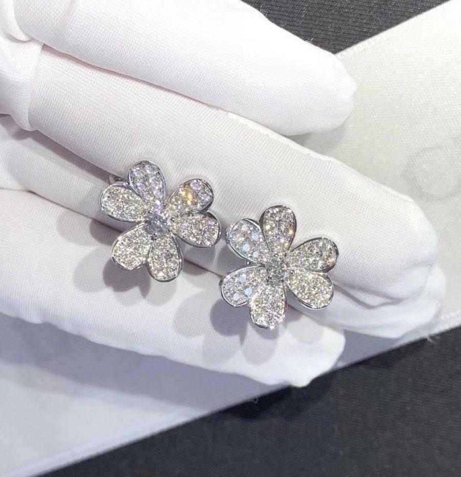 [LumiVibe]FRIVOLE SILVER FLOWER DIAMOND EARRINGS