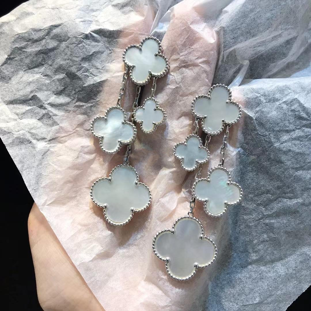 [LumiVibe]CLOVER EARRINGS WHITE MOP 4 MOTIFS SILVER