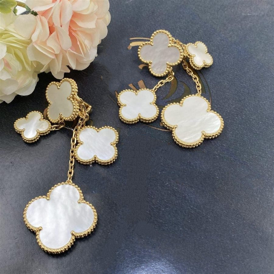 [LumiVibe]CLOVER EARRINGS WHITE MOP 4 MOTIFS GOLD