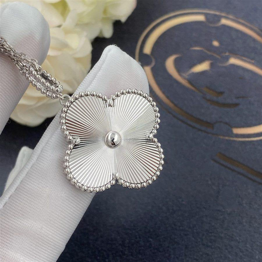 [LumiVibe]CLOVER 25MM SILVER BIG CLOVER NECKLACE