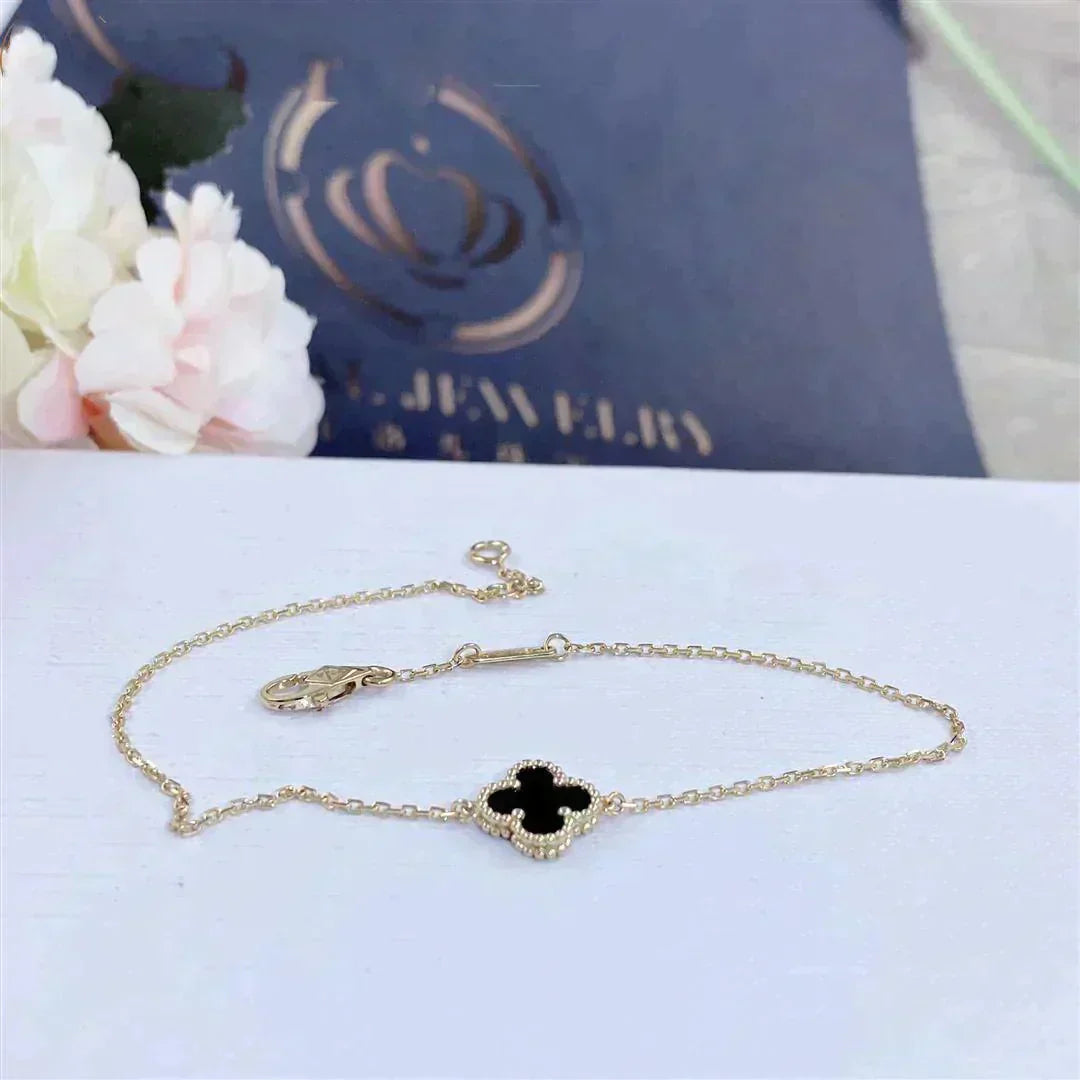 [LumiVibe]CLOVER ONYX SINGLE FLOWER BRACELET