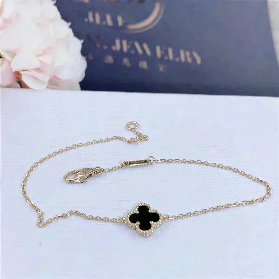 [LumiVibe]CLOVER ONYX SINGLE FLOWER BRACELET