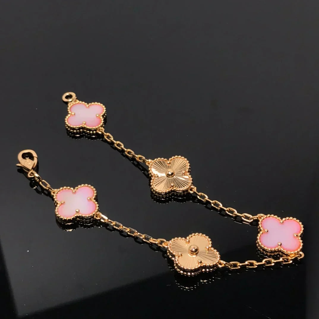 [LumiVibe] CLOVER 5 MOTIFS  PINK MOP BRACELET COLLECTION