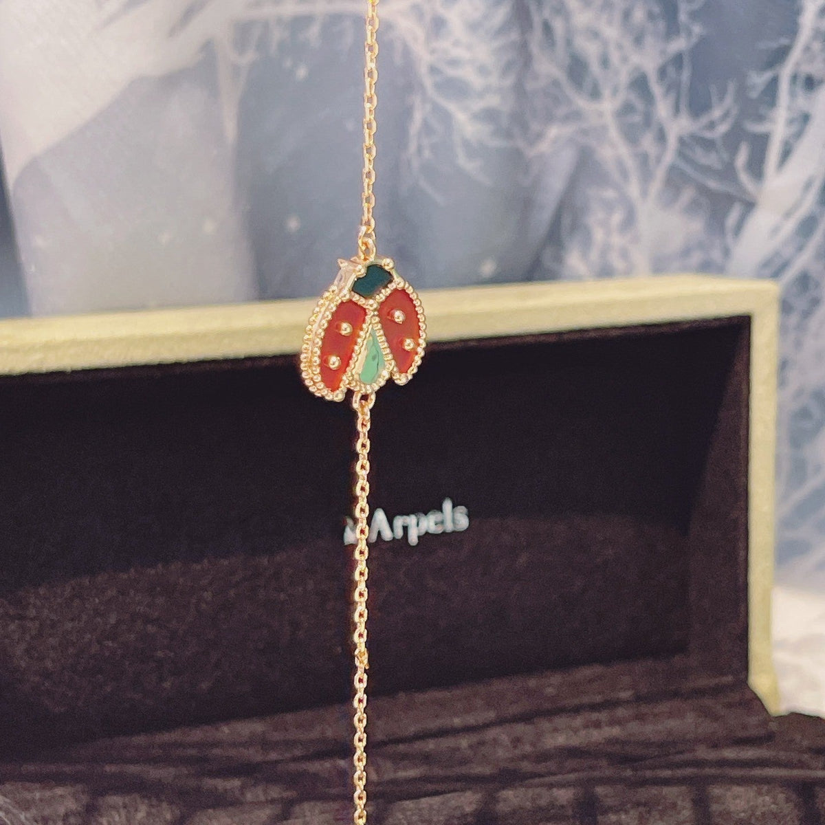 [LumiVibe]LUCKY SPRING 1 MOTIF PINK GOLD BRACELET