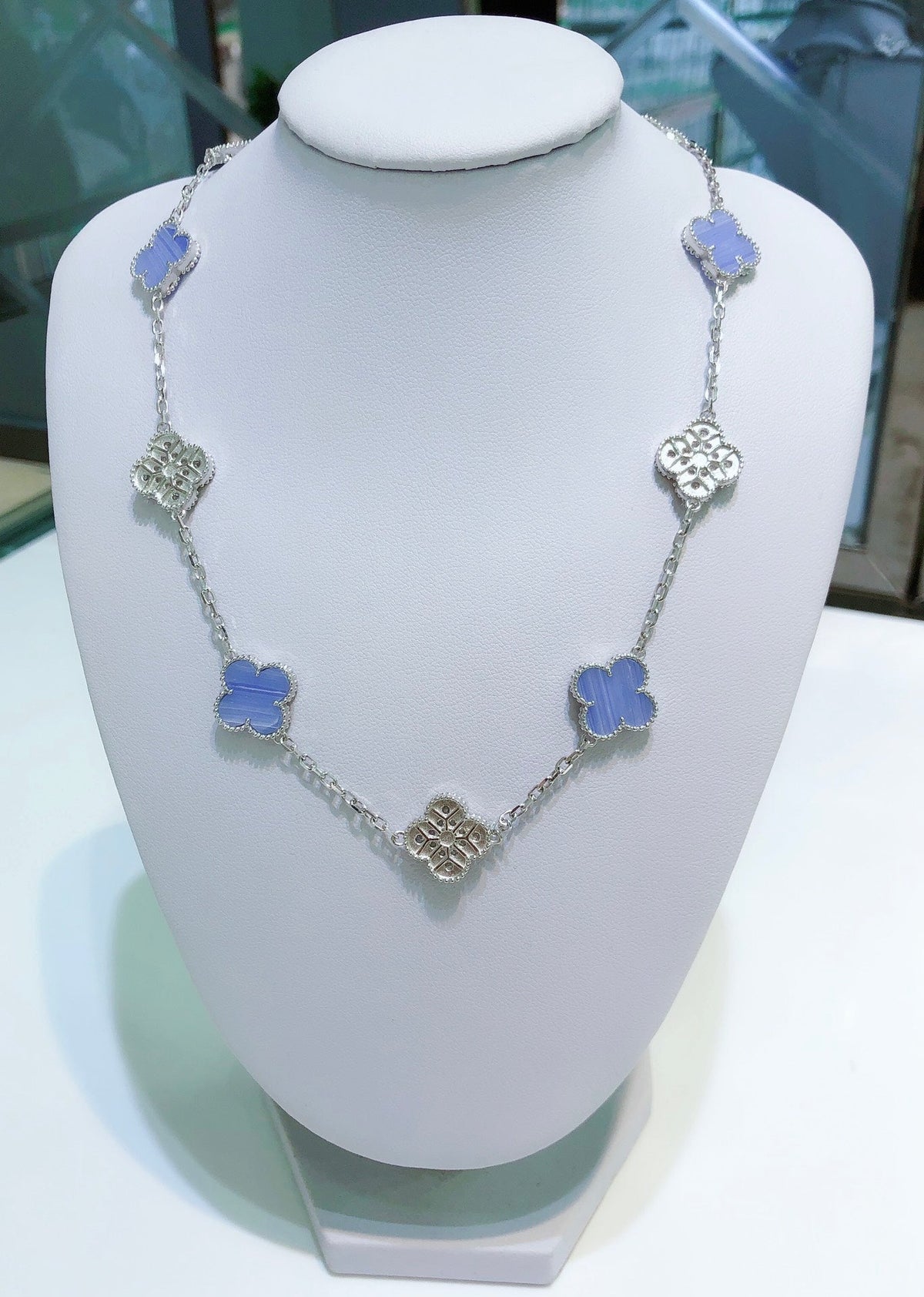 [LumiVibe]CLOVER 10 MOTIFS CHALCEDONY DIAMONDS SILVER NECKLACE