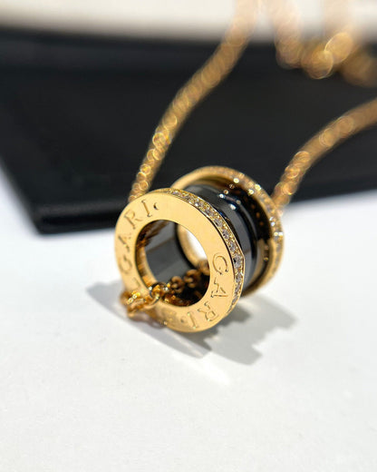 [LumiVibe]ZERO 1 BLACK CERAMIC DIAMOND PINK GOLD NECKLACE